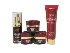 歆美白里透紅五合一，歆美祛斑美白套裝-- 廣西南寧市護膚精品化妝品公司銷售部