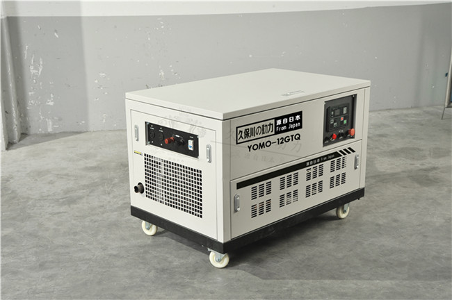 四缸25kw汽油發電機,靜音款-- 上海豹羅實業有限公司