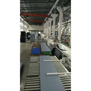 昆山塑料周轉箱、圍板箱自動化生產設