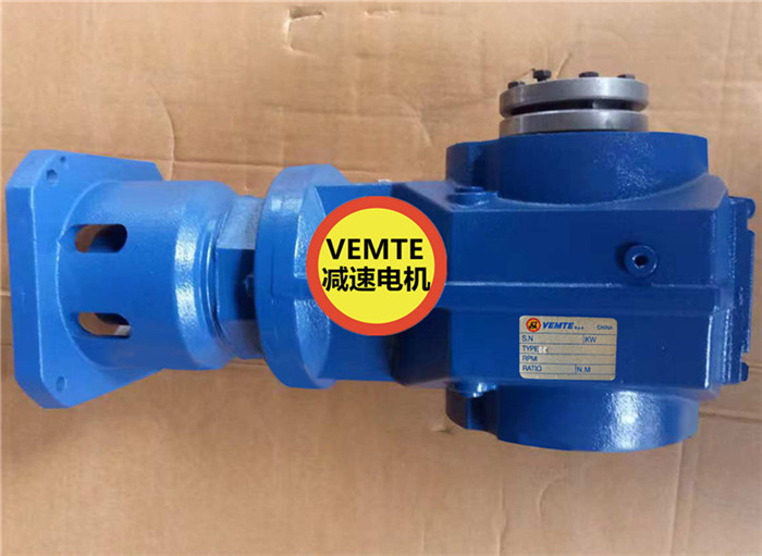 電機螺旋錐齒輪減速機KA67YEJ71M4,KA77YEJ8-- 滄州昶岳管道工程有限公司