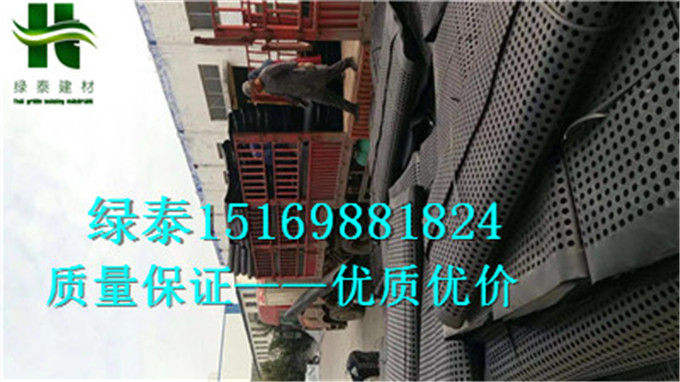 濮陽1.2公分車庫(kù)排水板-濮陽車庫(kù)疏水板-- 泰安市澤瑞土工材料有限公司
