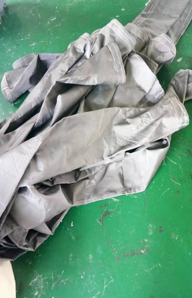 鍋爐清除煤灰用pps布袋-- 滄州世成環保機械有限公司